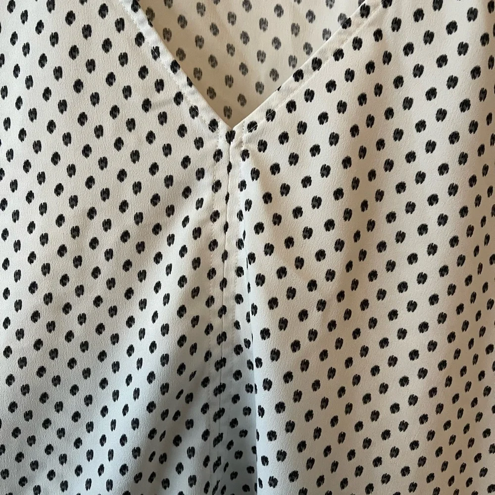 Top - Picture 2 of 2